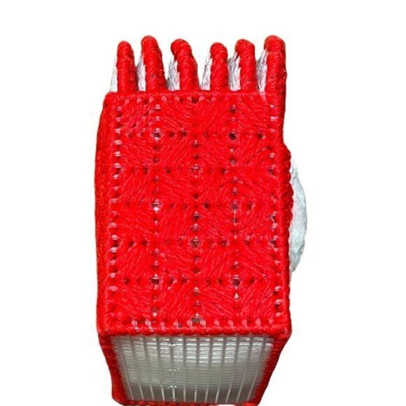 VTG Santa Claus Handmade Plastic Canvas Coasters Napkin Rings Set of 6 - Picture 9 of 11